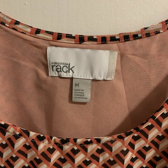 NWT Nordstrom Rack Chiffon Camisole in Pink Dawn-Red Bias Diamond, Size Medium - Picture 4 of 5